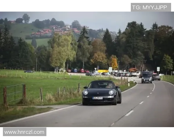 足球球星挑战百米赛道谁能跑得最快揭晓速度与激情的极限之战 足球球星挑战百米赛道谁能跑得最快揭晓速度与激情的极限之战